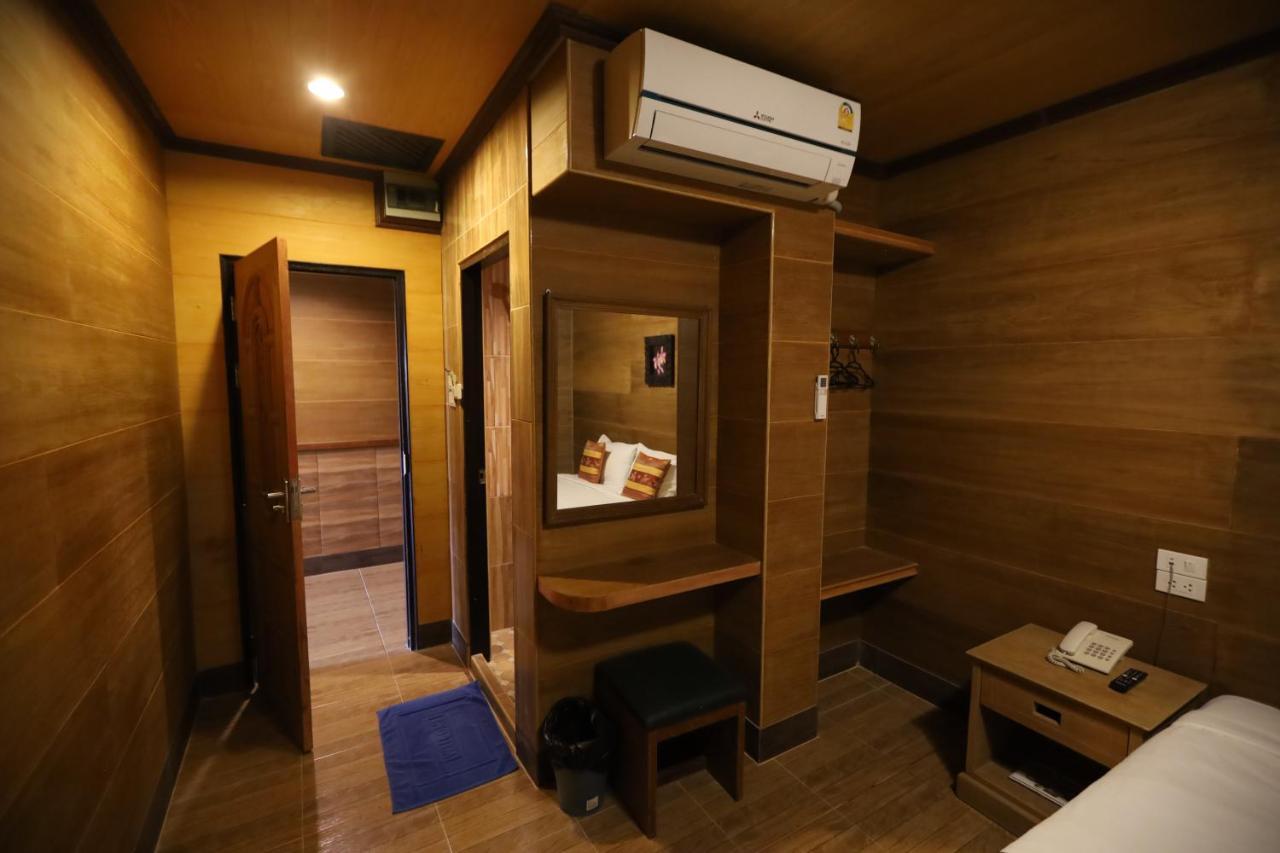 Thai Cozy House - Sha Certified Бангкок Экстерьер фото