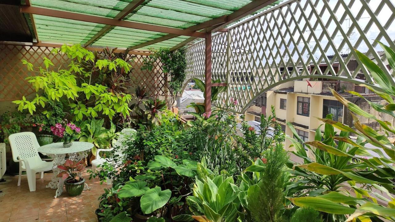 Thai Cozy House - Sha Certified Бангкок Экстерьер фото